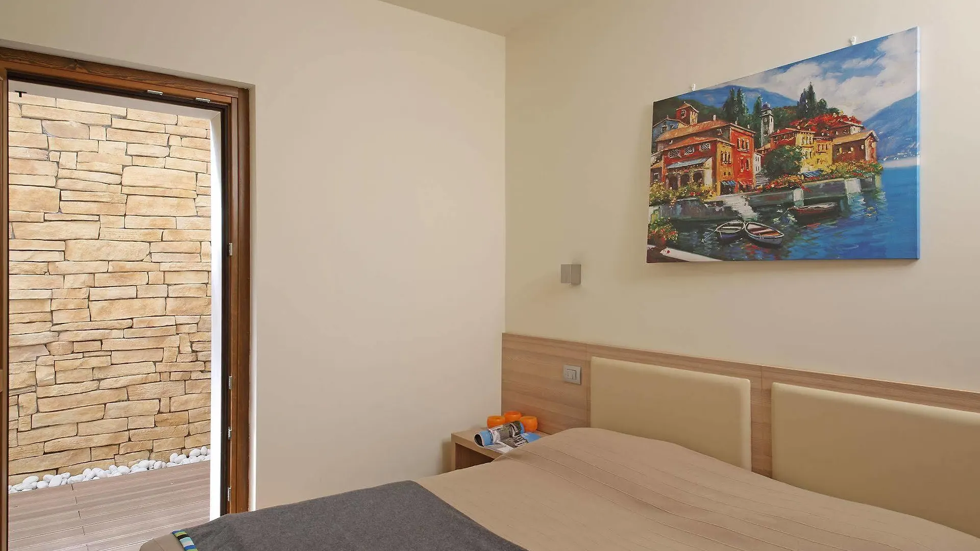 Residence Corte Leonardo Garda  Garda (Verona)